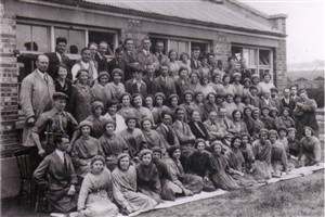 Photo:Valentine Pen Factory staff mid 1930s