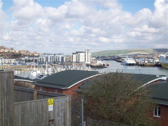 Photo:Harbour from the Fort (Mariners Wharf in the foreground) - 2009