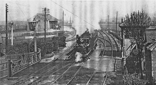 Photo:Looking north from the station footbridge c1911.
