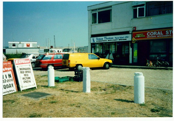 Photo:CORAL STORES 1995