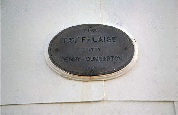 Photo:Builder's nameplate showing her date of construction 1947, and builders Denny of Dumbarton.