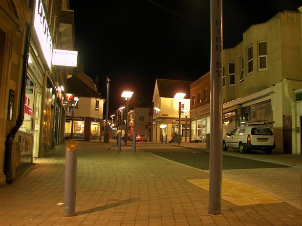 Photo:HIGH STREET LOOKING UP - 2008