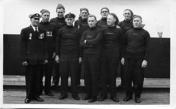 Photo:The crew of the Kathleen Mary