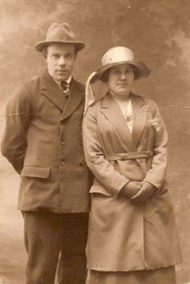 Photo:Charlie(brother) and Lucy Dunstall (sister) - 1920