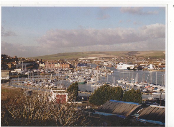 Photo: Illustrative image for the 'NEWHAVEN MARINA' page