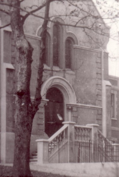 Photo:Entrance to Chapel