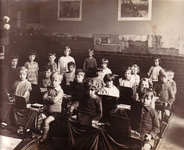 Photo: Illustrative image for the 'MEECHING INFANT SCHOOL' page