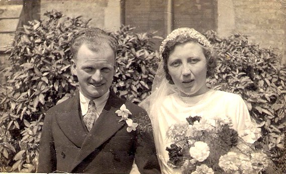 Photo:Ernest William Holder and Peggy King. Married 25 April 1942.