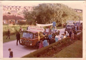 Photo:Preparing for the annual Newhaven Carnival 1969