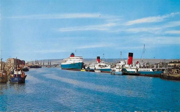 Photo:Newhaven Harbour, 1966