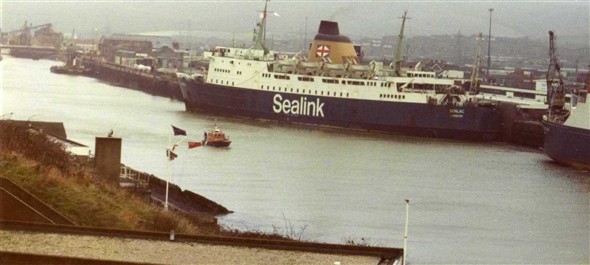 Photo:The Senlac swinging from berth,