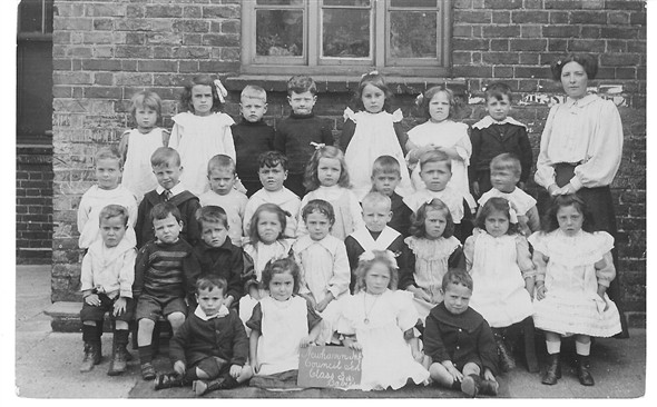 Photo: Illustrative image for the 'MEECHING INFANTS SCHOOL' page