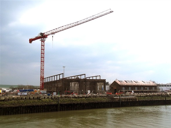 Photo:The tower crane at the Marine Shops