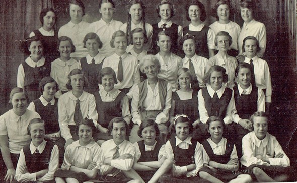 Photo: Illustrative image for the 'NEWHAVEN SENIOR GIRLS SCHOOL 1939' page