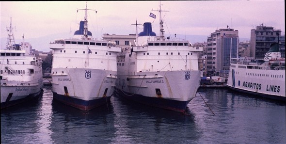 Photo:Ferries at Piraeus